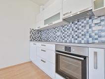 Pronájem bytu 1+kk, Praha - Kunratice, Za valem, 28 m2