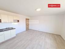 Pronájem bytu 1+kk, Zlín - Malenovice, Švermova, 28 m2