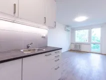 Pronájem bytu 2+kk, Praha - Kobylisy, Mirovická, 39 m2