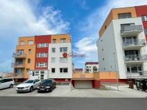 Pronájem bytu 3+kk, Praha - Černý Most, Dobrovolného, 68 m2