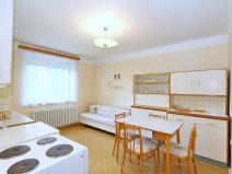 Prodej bytu 2+1, Praha - Komořany, Krupná, 55 m2
