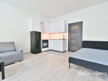 Pronájem bytu 1+kk, Brno - Královo Pole, Slovinská, 37 m2