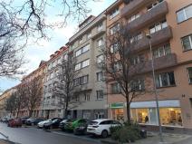 Pronájem bytu 2+kk, Praha - Bubeneč, Eliášova, 43 m2