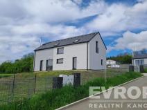 Prodej rodinného domu, Knovíz, Na Hrudném, 147 m2