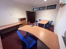 Pronájem kanceláře, Karlovy Vary - Dvory, Chebská, 31 m2