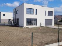 Pronájem rodinného domu, Kladno, Pechlátova, 119 m2