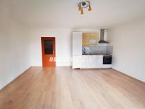Pronájem bytu 1+kk, Praha - Libeň, Na kopečku, 41 m2