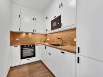 Prodej bytu 2+kk, Praha - Třebonice, Thomasova, 46 m2