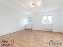 Pronájem bytu 1+1, Opava - Předměstí, Hobzíkova, 47 m2