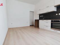 Pronájem bytu 1+kk, Šumperk, Žerotínova, 30 m2