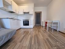 Pronájem bytu 1+kk, Praha - Letňany, Hlučkova, 56 m2