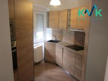 Pronájem bytu 1+1, Karlovy Vary, Jáchymovská, 46 m2