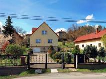 Prodej vícegeneračního domu, Králův Dvůr, 276 m2
