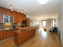 Pronájem bytu 2+kk, Praha - Karlín, Rohanské nábřeží, 75 m2