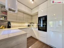 Prodej bytu 3+kk, Praha - Horní Měcholupy, Mantovská, 87 m2