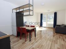 Pronájem bytu 1+kk, Praha - Strašnice, Zvěřinova, 38 m2
