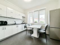 Pronájem bytu 2+kk, Praha - Libeň, Chlumčanského, 40 m2