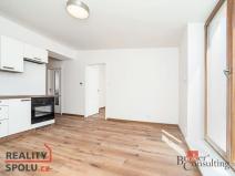 Pronájem bytu 2+kk, Praha - Žižkov, Baranova, 41 m2