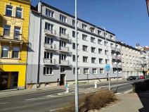 Prodej bytu 3+1, Karlovy Vary, Vítězná, 66 m2