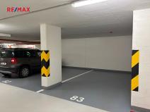 Pronájem garážového stání, Praha - Modřany, K Vystrkovu, 15 m2
