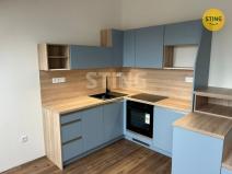 Pronájem bytu 2+kk, Pardubice, Benešovo náměstí, 48 m2