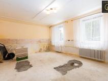 Prodej bytu 2+1, Krnov - Pod Cvilínem, 9. května, 65 m2