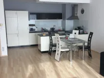 Prodej bytu 2+kk, Praha - Vysočany, Na Harfě, 85 m2