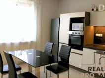 Prodej bytu 2+1, Moravské Budějovice, Na Výsluní, 76 m2