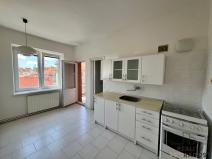 Prodej bytu 3+1, Hodonín, Pr. Veselého, 84 m2