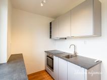 Pronájem bytu 3+1, Praha, Hrusická, 71 m2