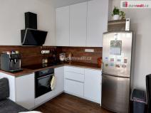 Prodej bytu 2+kk, Opava - Předměstí, Komenského, 53 m2