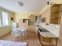 Prodej bytu 1+1, Horní Slavkov, Dlouhá, 35 m2