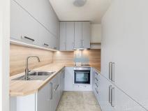 Pronájem bytu 3+kk, Praha - Chodov, V průčelí, 63 m2