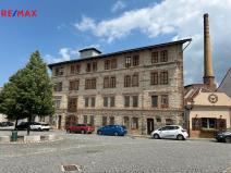 Prodej vícegeneračního domu, Žatec, nám. Prokopa Velkého, 964 m2