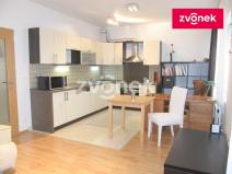 Pronájem bytu 1+kk, Praha - Pitkovice, Májovková, 36 m2