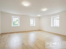 Prodej bytu 3+kk, Líšťany, Hunčice, 77 m2