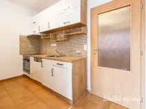 Pronájem bytu 1+kk, Praha, Farkašova, 32 m2