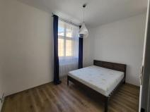 Pronájem bytu 2+1, Praha - Nové Město, Vyšehradská, 41 m2