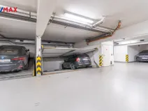 Prodej garážového stání, Praha - Libeň, Kašparovo náměstí, 12 m2
