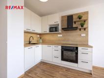 Pronájem bytu 2+kk, Praha - Modřany, Jordana Jovkova, 44 m2