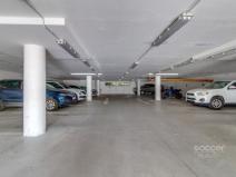 Pronájem garážového stání, Praha - Letňany, Stará náves, 15 m2