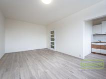 Pronájem bytu 1+kk, Praha, Tesaříkova, 29 m2
