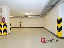 Pronájem garážového stání, Praha - Košíře, Musílkova, 12 m2