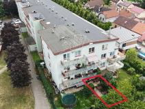 Prodej bytu 1+kk, Praha - Běchovice, Českobrodská, 83 m2