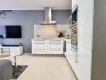 Pronájem bytu 2+kk, Opava, Jaselská, 49 m2