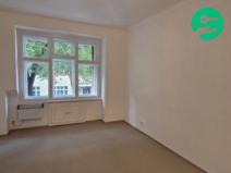 Pronájem bytu 1+kk, Praha - Žižkov, Žerotínova, 28 m2