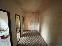 Prodej bytu 2+1, Ostrov, Májová, 52 m2