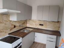 Pronájem bytu 2+1, Chomutov, Bezručova, 60 m2