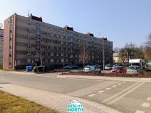 Prodej bytu 2+1, Hostinné, Sídliště, 45 m2