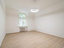 Pronájem bytu 3+1, Praha, Americká, 93 m2